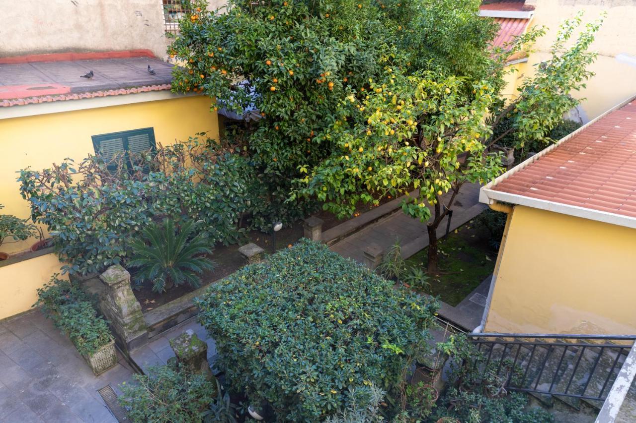 Colored House Until 7 People Above Sqplebiscito Наполи Екстериор снимка