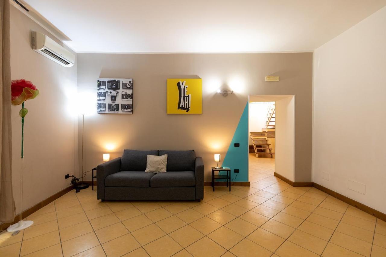 Colored House Until 7 People Above Sqplebiscito Наполи Екстериор снимка